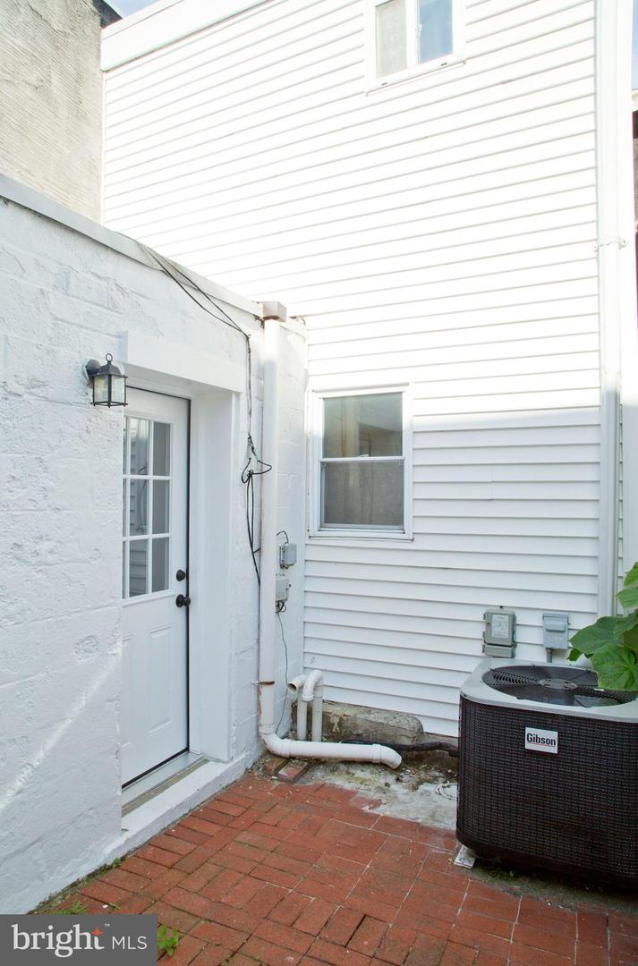 1229 S Warnock St Property Photo 21