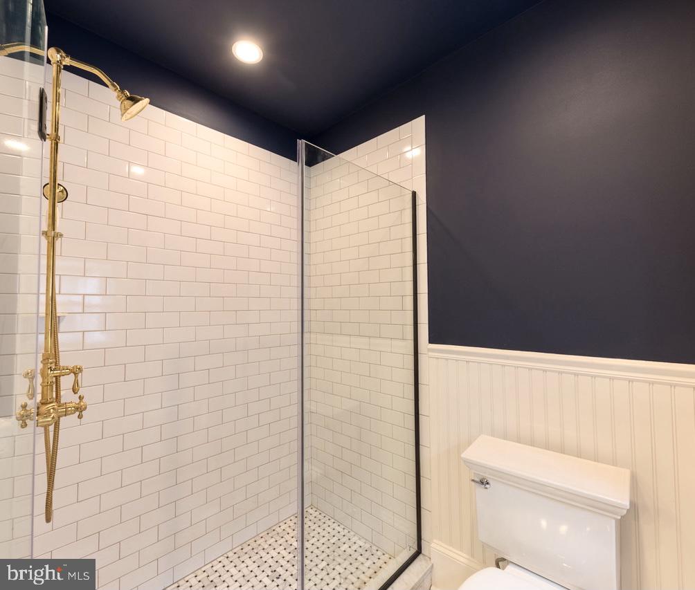 813 S 49th St Property Photo 10
