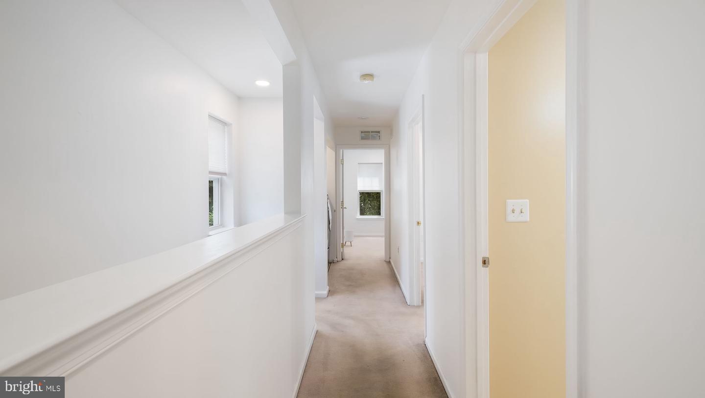 1811 N Franklin St Property Photo 17