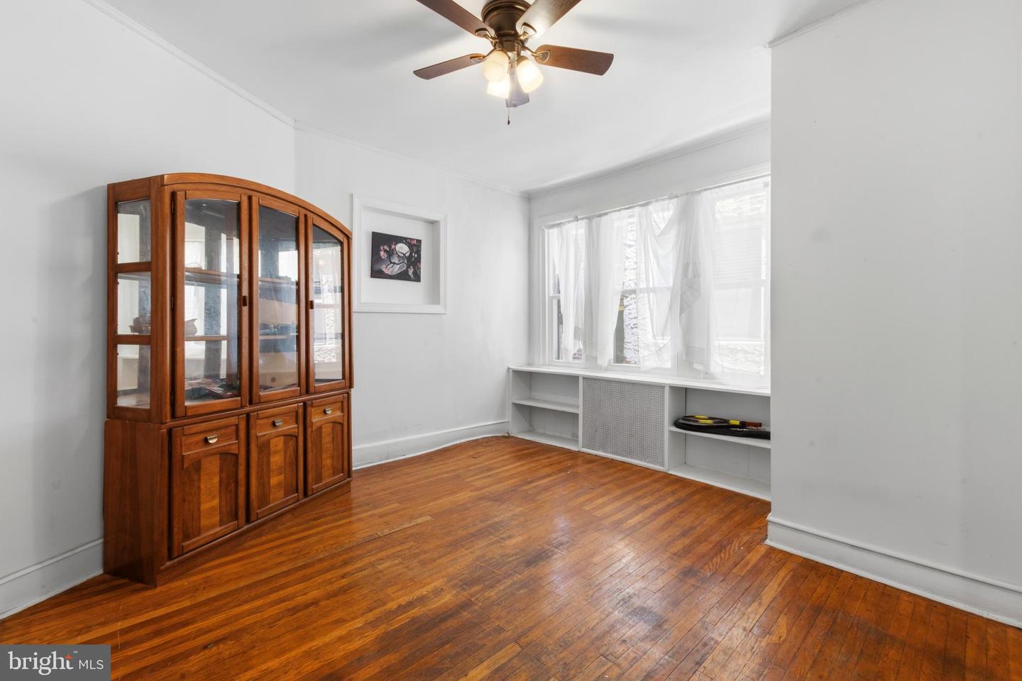 6211 Wayne Ave Property Photo 16