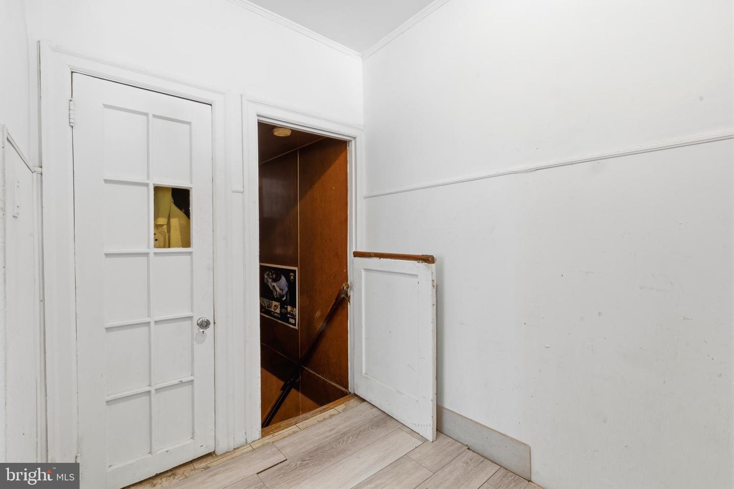 6211 Wayne Ave Property Photo 23