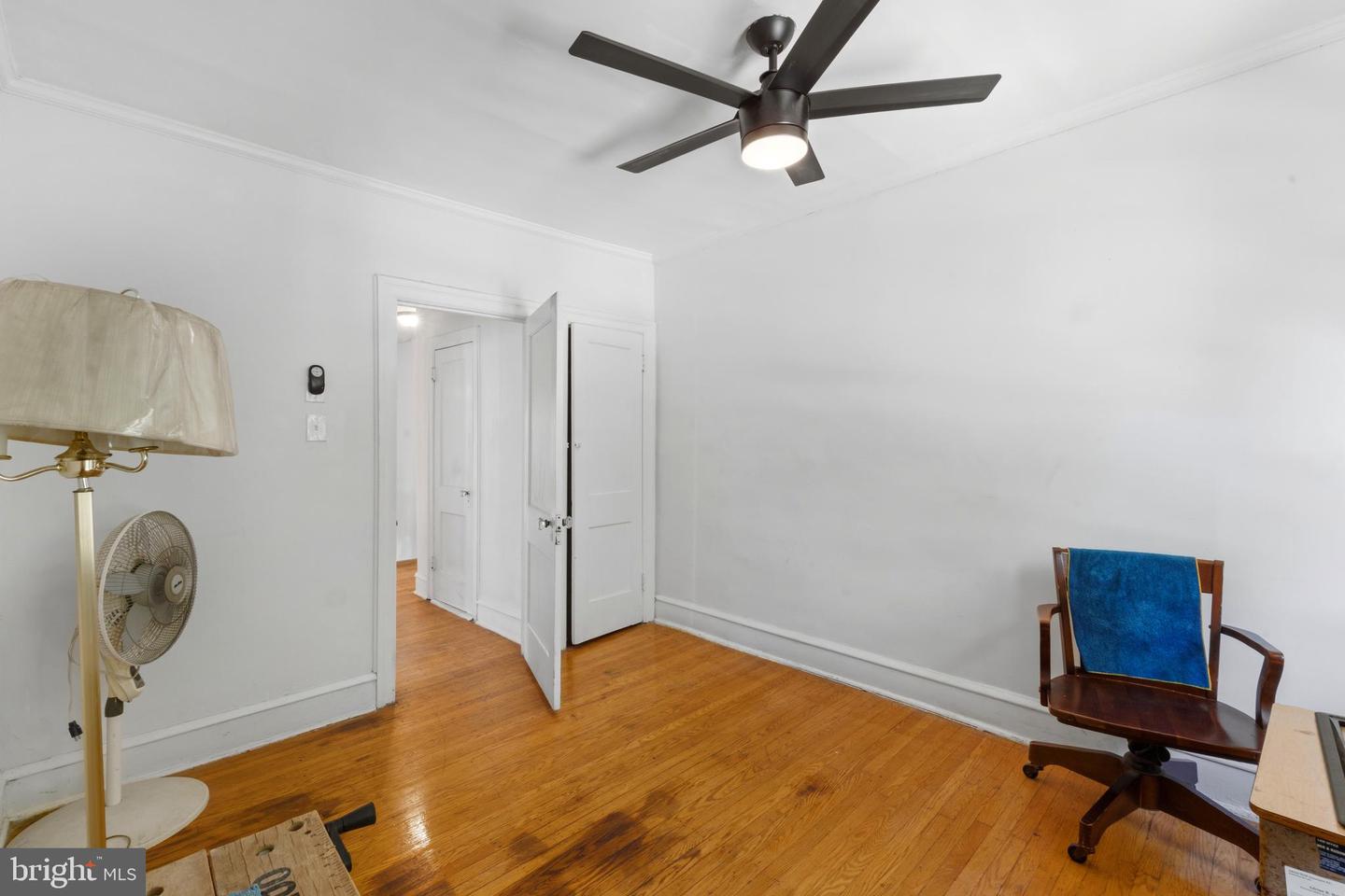 6211 Wayne Ave Property Photo 35