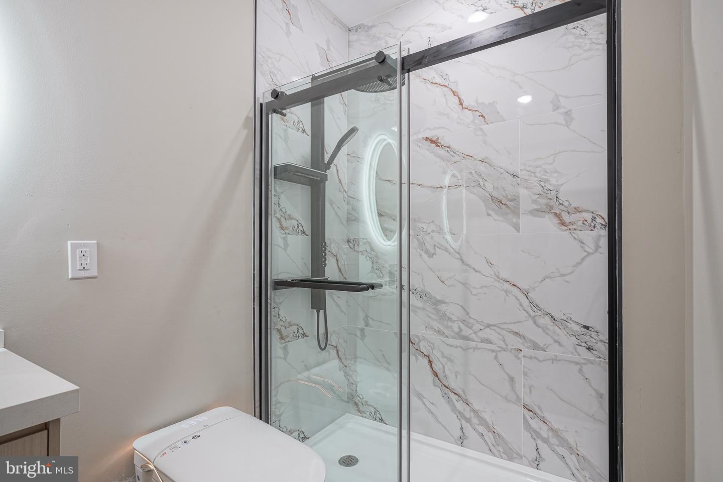 4432-00 Wingate St #304 Property Photo 14