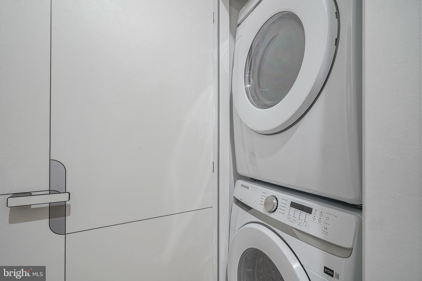 4432-00 Wingate St #304 Property Photo 15