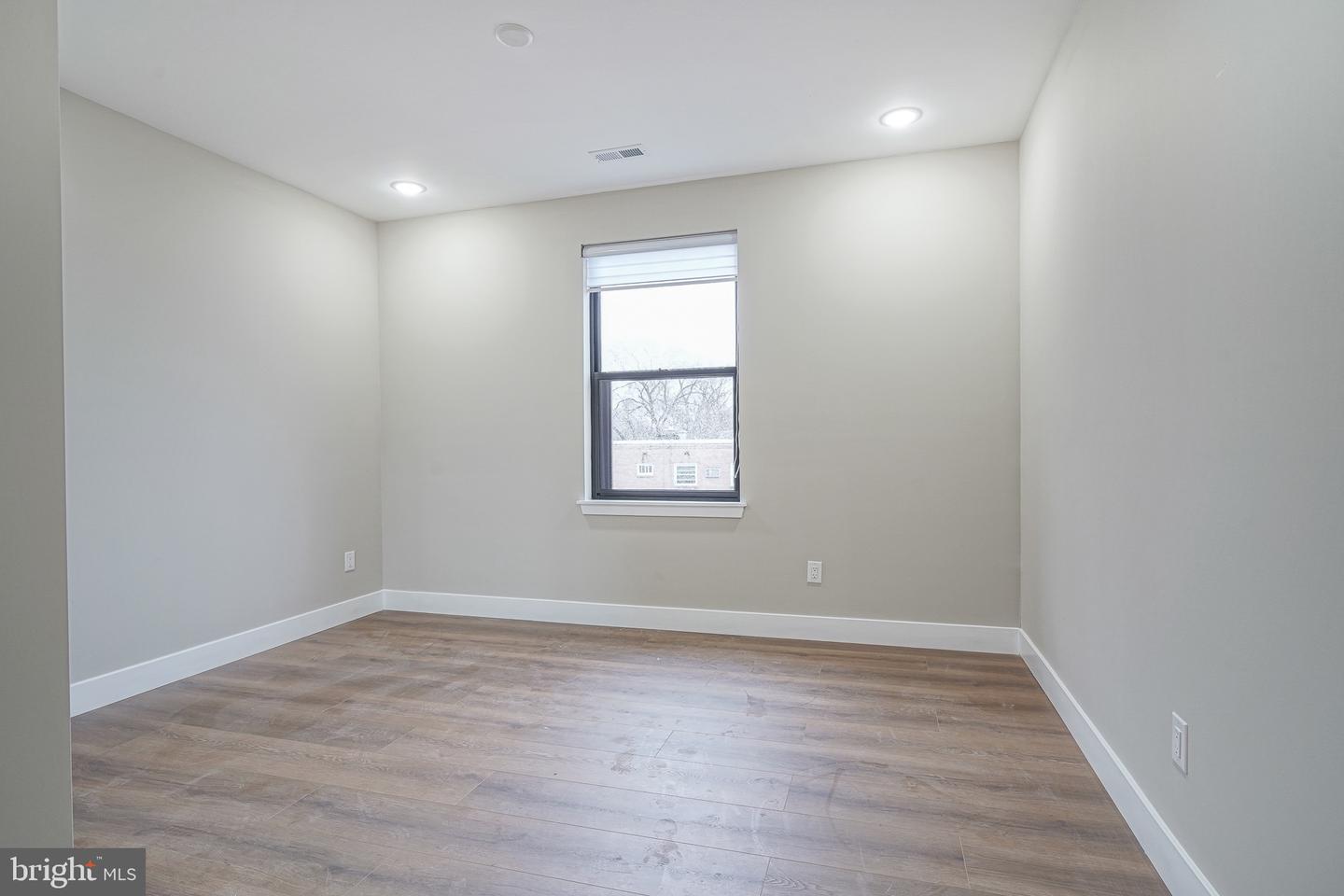 4432-00 Wingate St #304 Property Photo 26