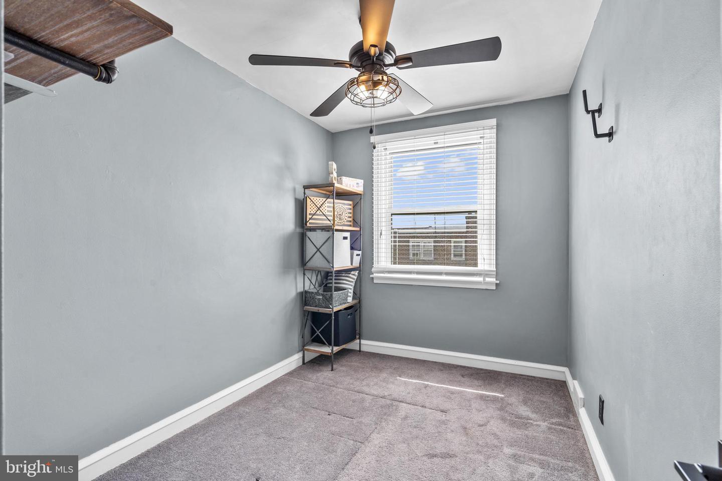 6237 Montague St Property Photo 16