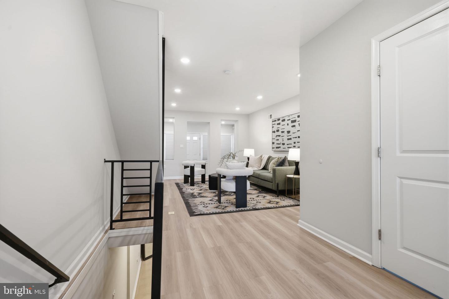 2715 Reed St Property Photo 4