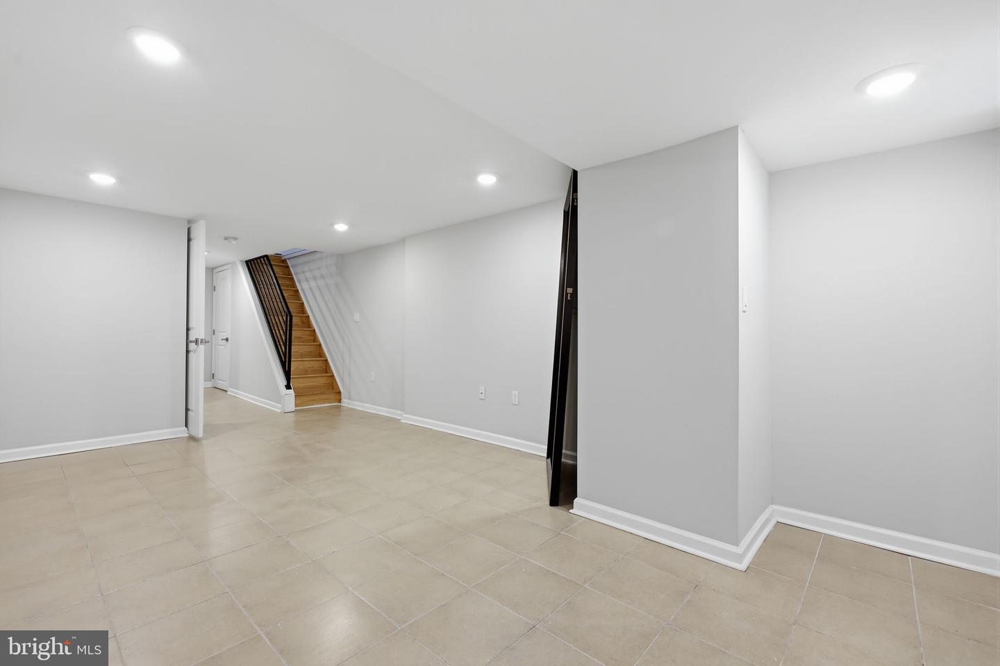 2715 Reed St Property Photo 28
