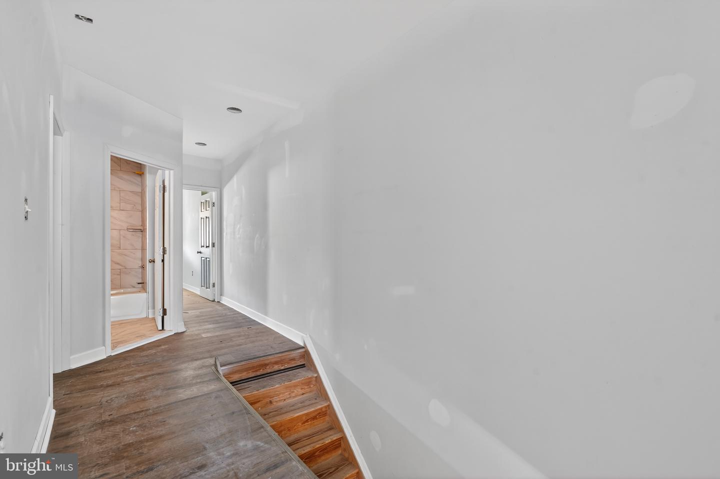 1008 Snyder Ave Property Photo 15