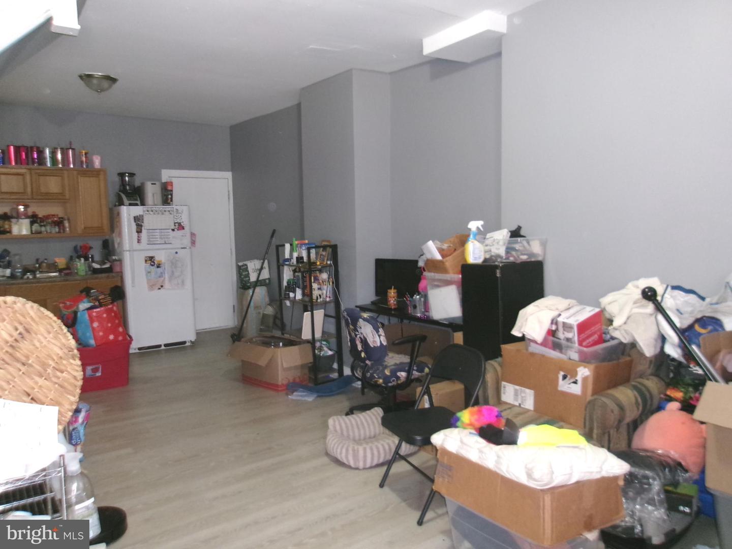 643 N Yewdall St Property Photo 2