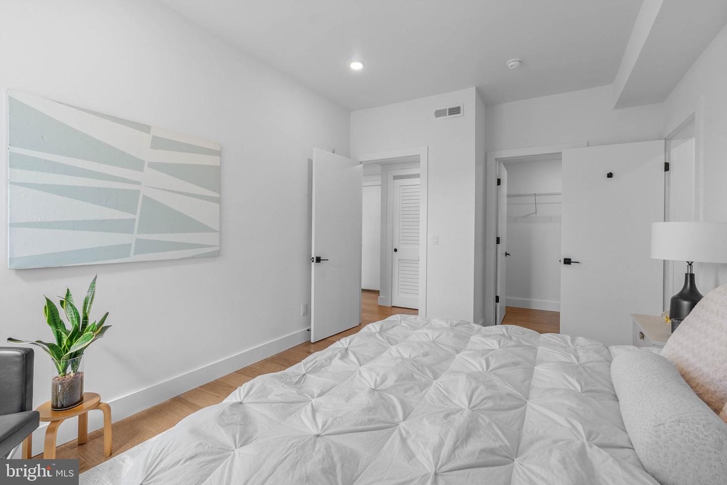 1501 N 31st St #ph17 Property Photo 9