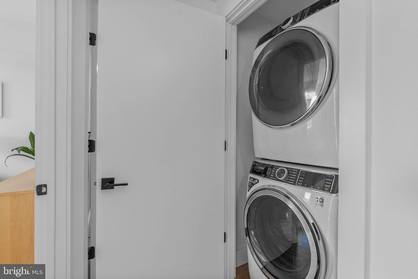 1501 N 31st St #ph17 Property Photo 15
