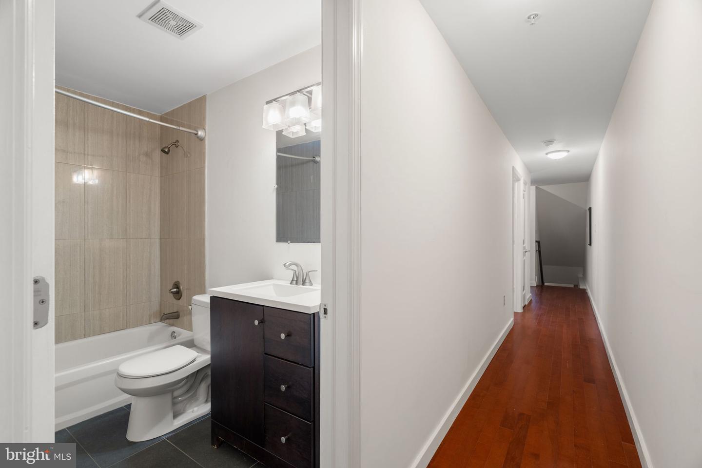 802 N 16th St Property Photo 13
