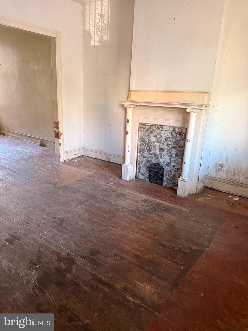 2943 Turner St Property Photo 5