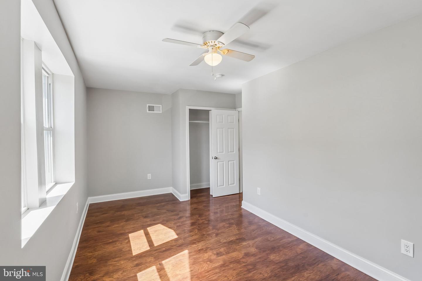 59 E Coulter St Property Photo 18