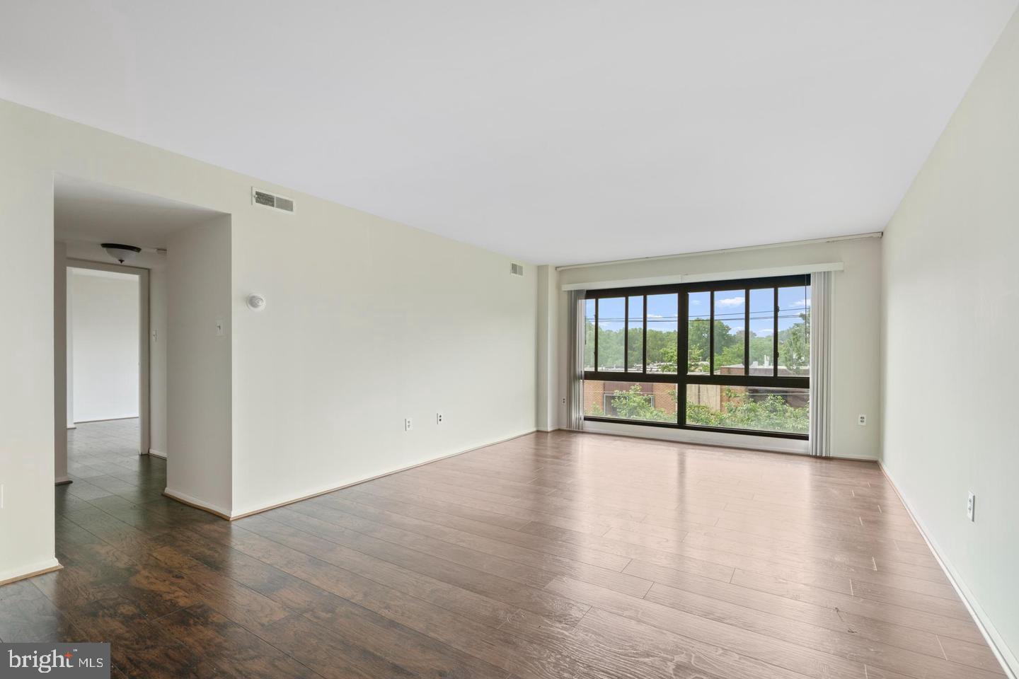 7600 E ROOSEVELT BLVD #410 Property Photo 1