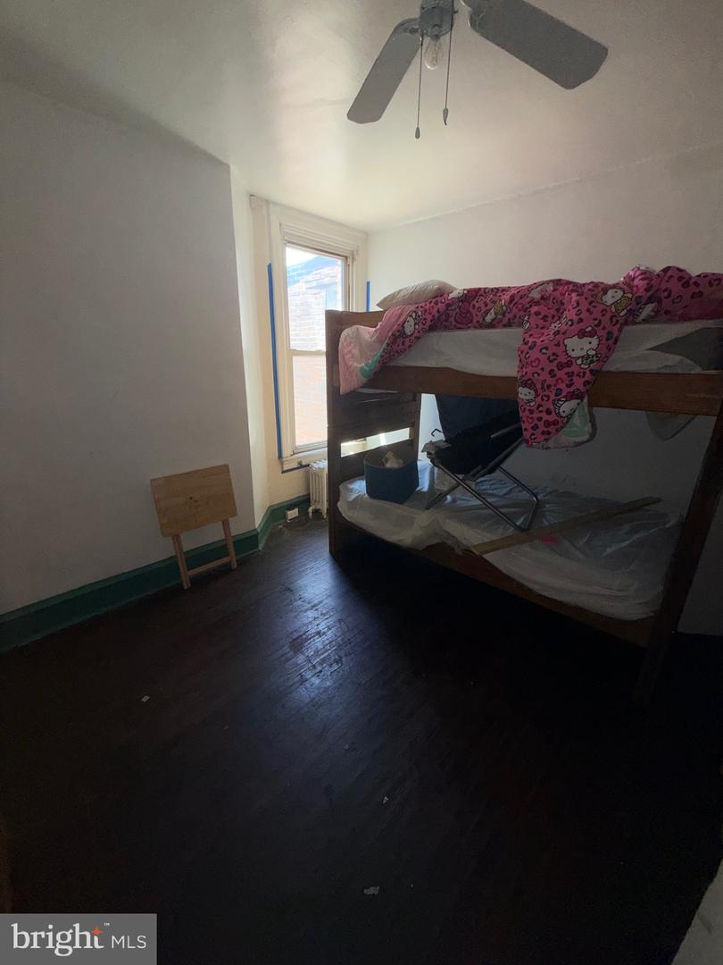 1806 72nd Ave Property Photo 10