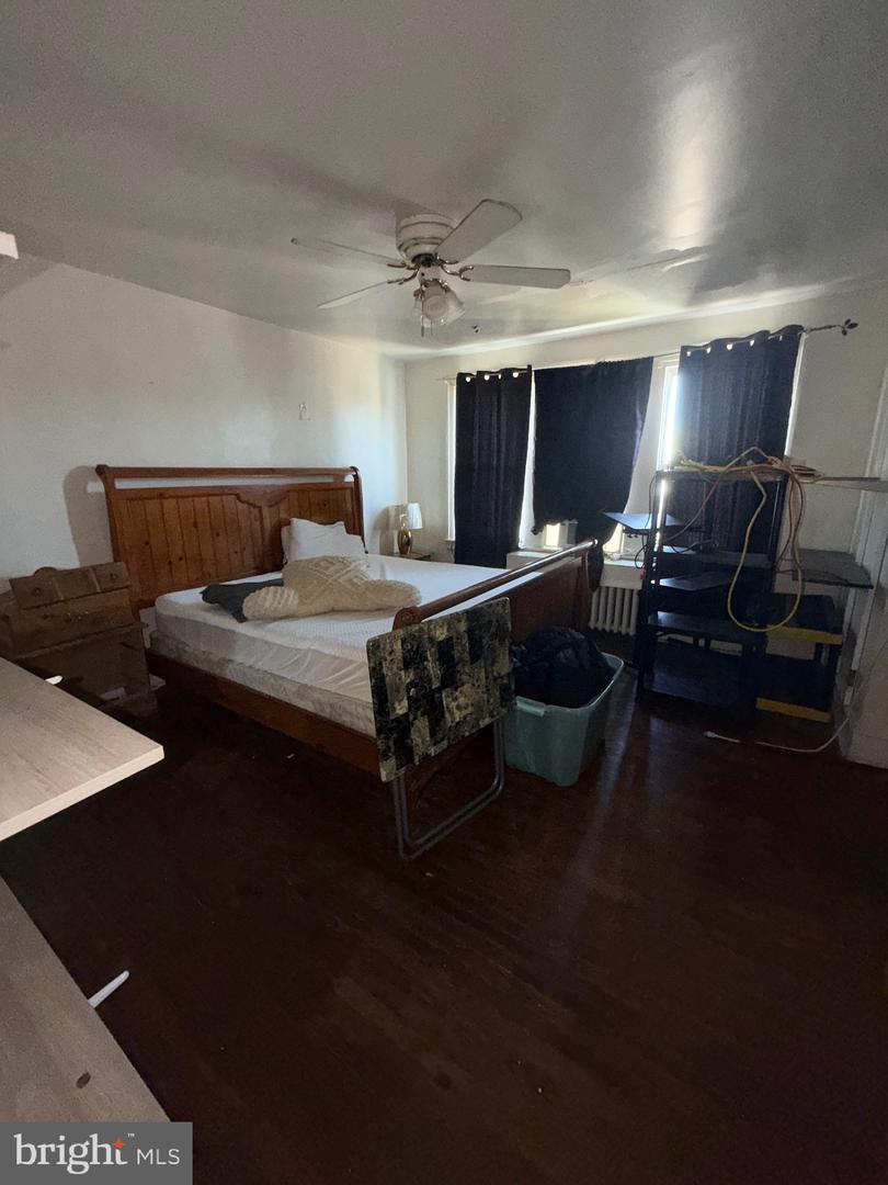 1806 72nd Ave Property Photo 11