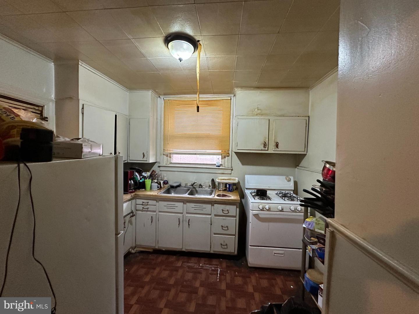 4728 LORING ST Property Photo 1
