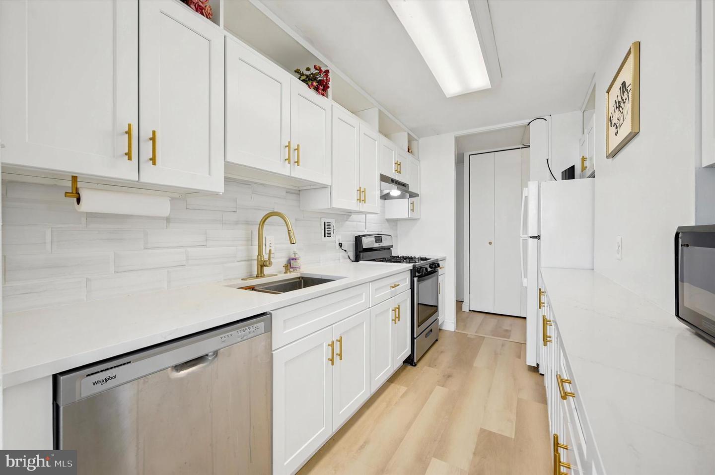 3600-00 Conshohocken Ave #1810 Property Photo 3