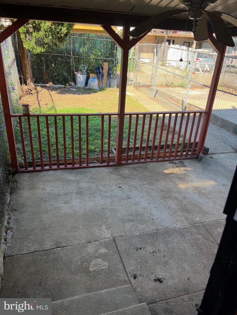 5118 Saul St Property Photo 12