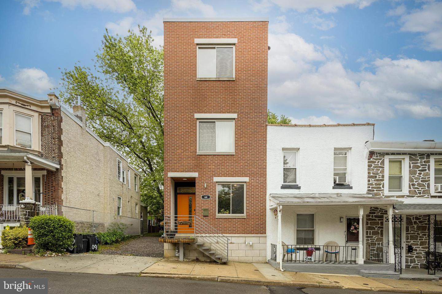 64 Good St Property Photo 1