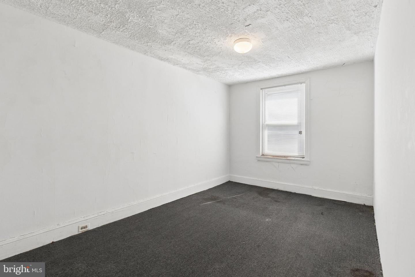 1328 N Marston St Property Photo 19