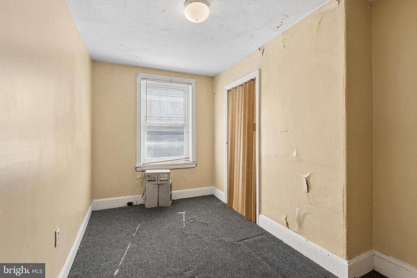 1328 N Marston St Property Photo 20