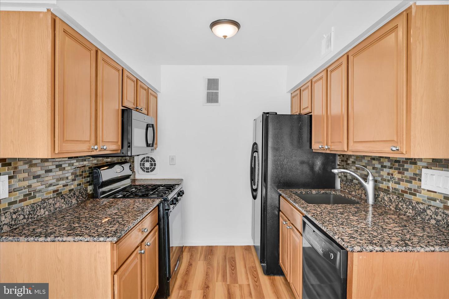9001 Ridge Ave #46 Property Photo 10