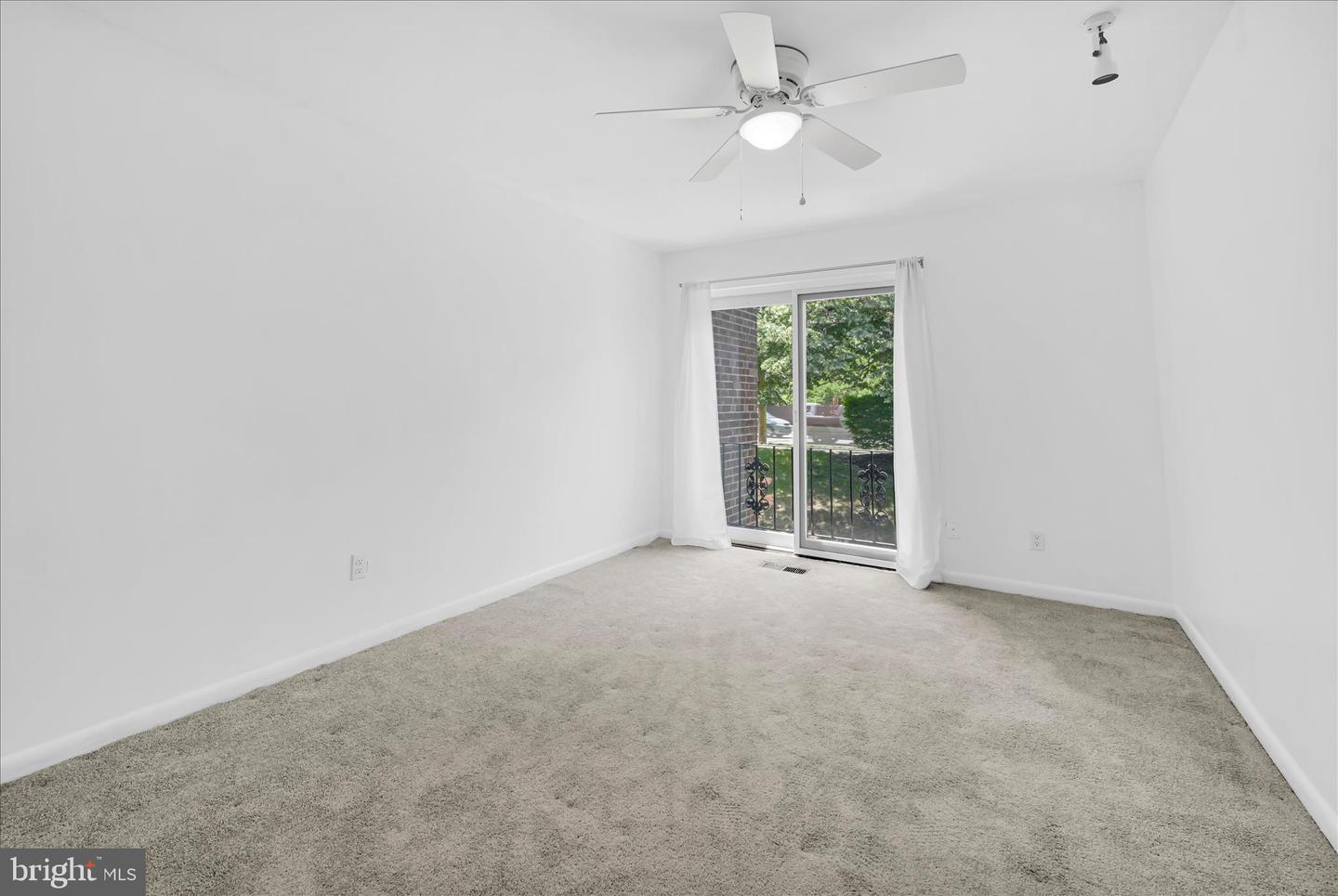 9001 Ridge Ave #46 Property Photo 17