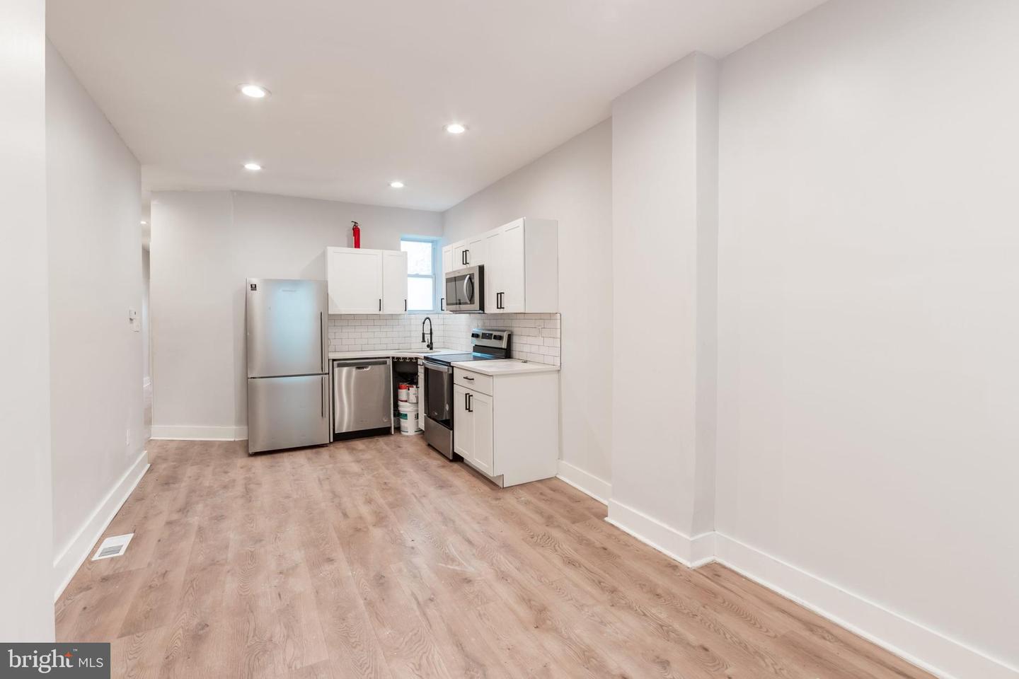 5111 Willows Ave #unit A Property Photo 2