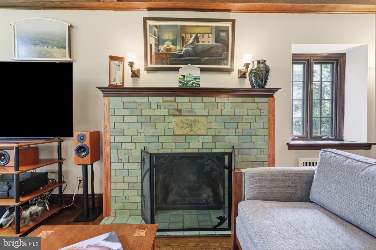 509 E Roumfort Rd Property Photo 14