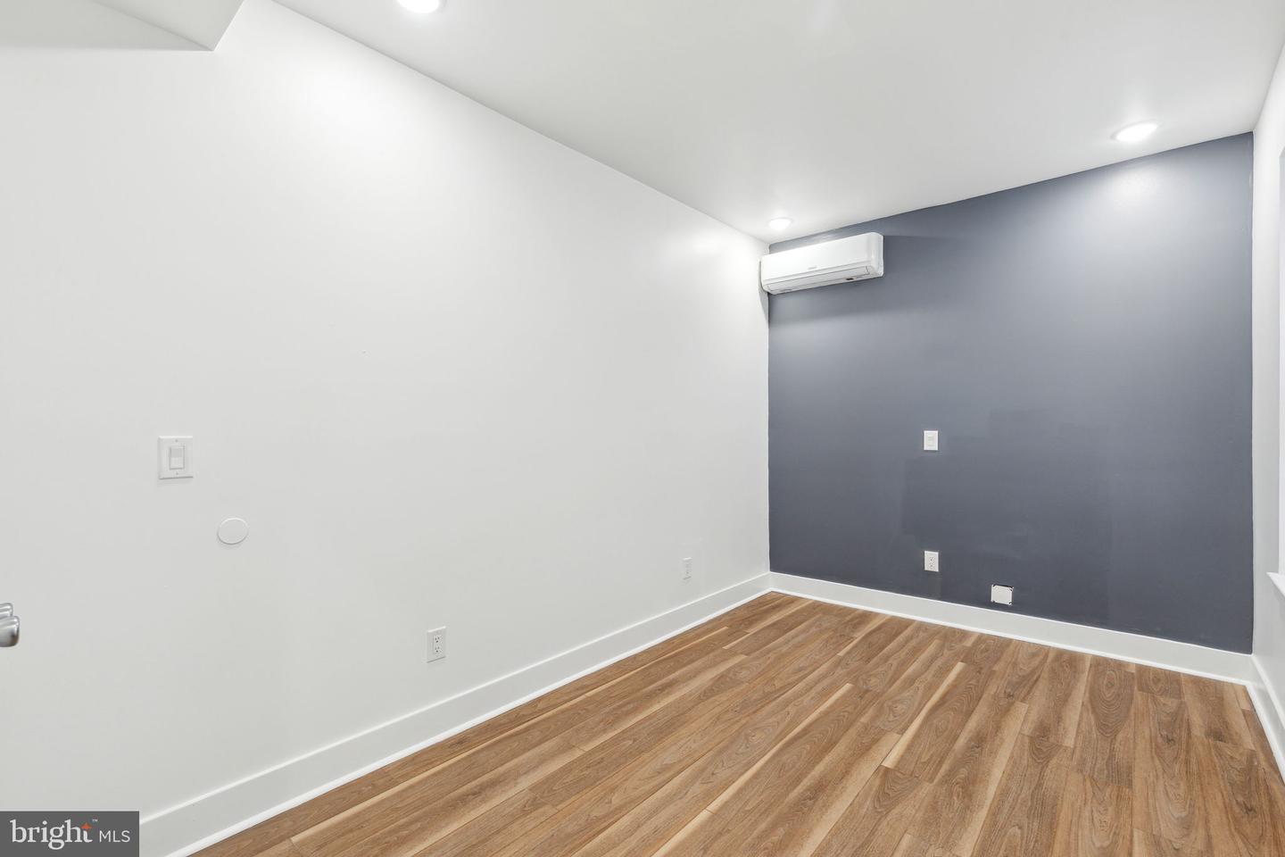 5212 Harlan St Property Photo 31
