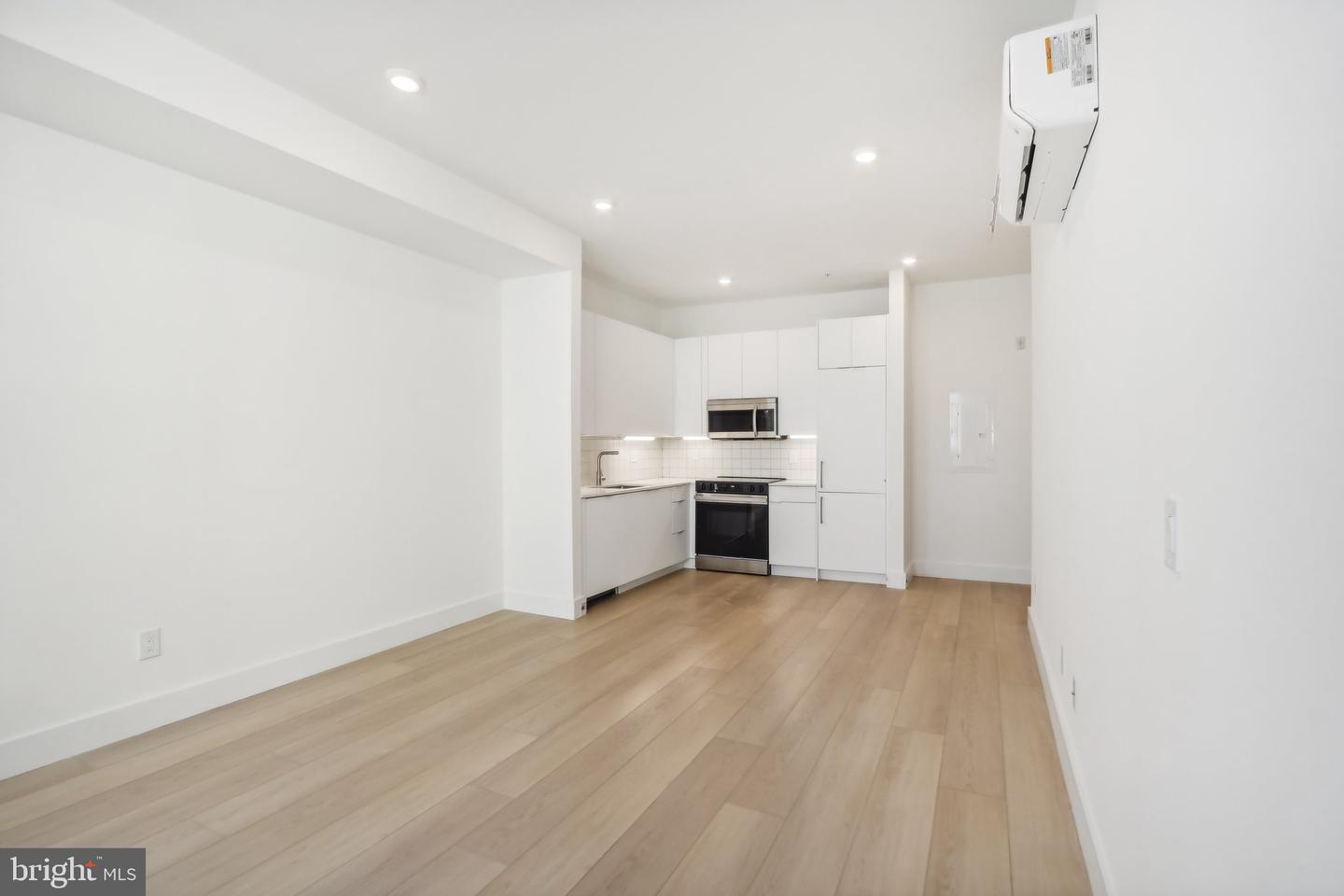 2406 Frankford Ave #6 Property Photo 7