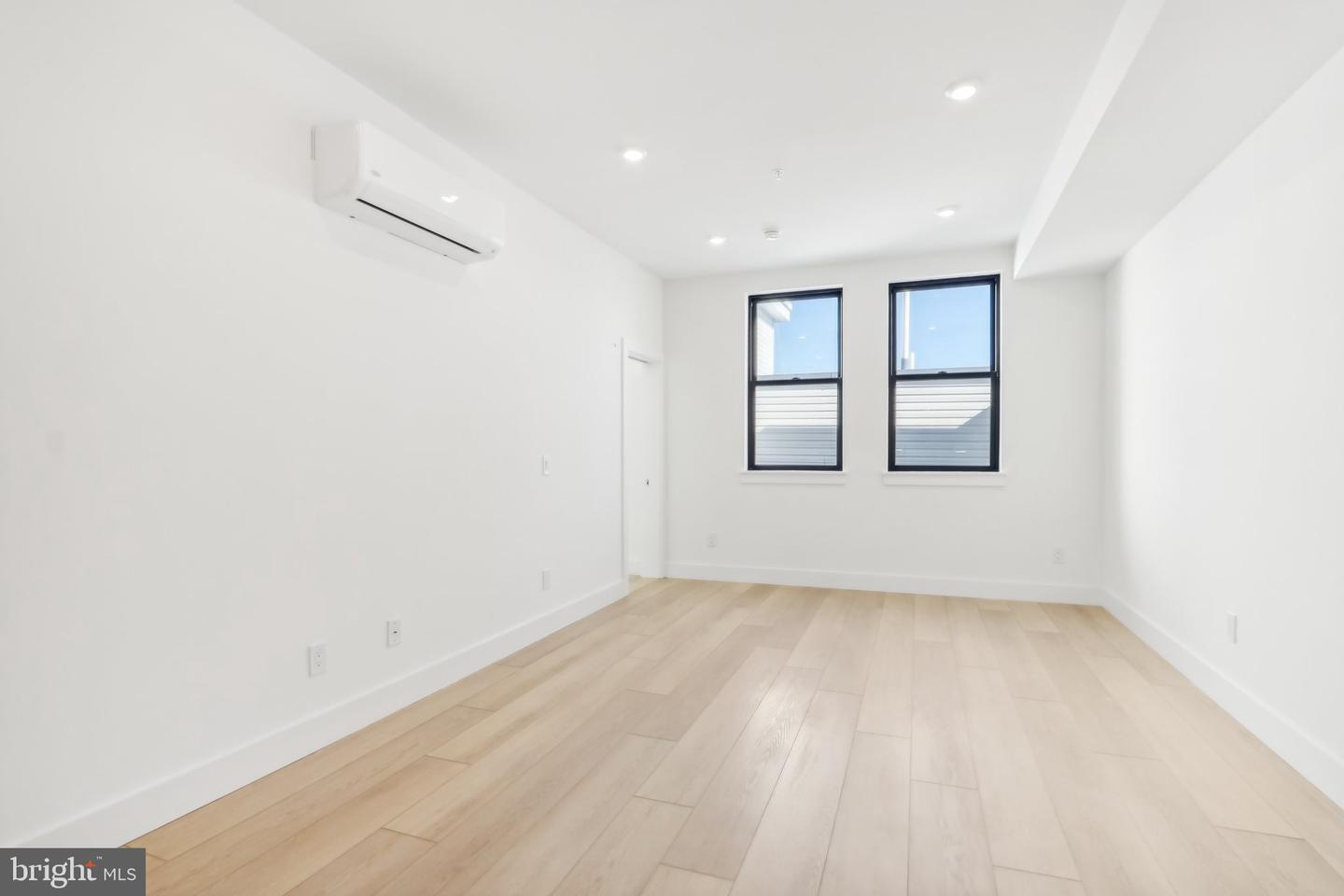 2406 Frankford Ave #6 Property Photo 10