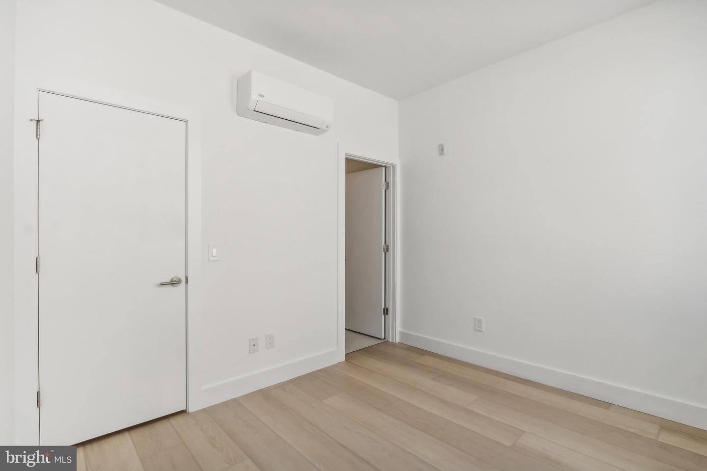 2406 Frankford Ave #6 Property Photo 11