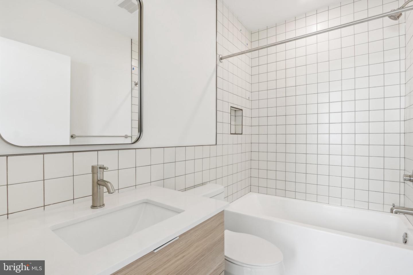 2406 Frankford Ave #6 Property Photo 13
