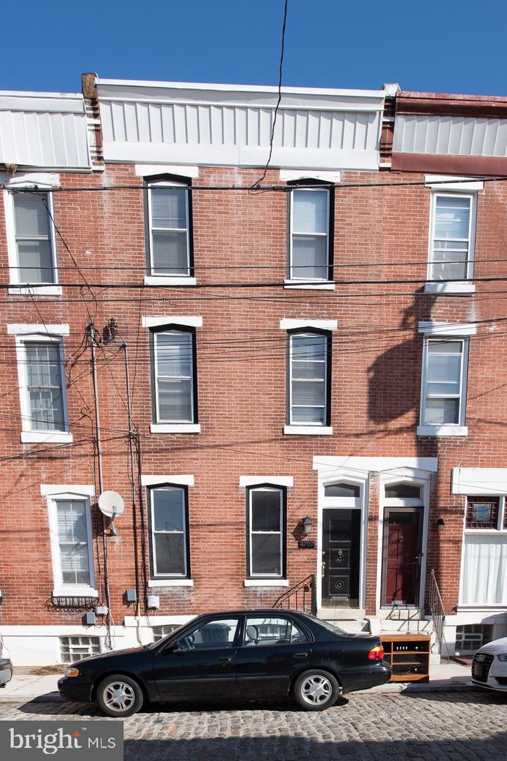 4707 Smick St Property Photo 1