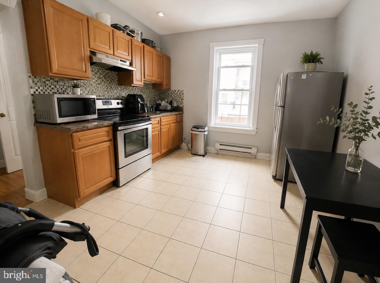 5228 Vine St Property Photo 3