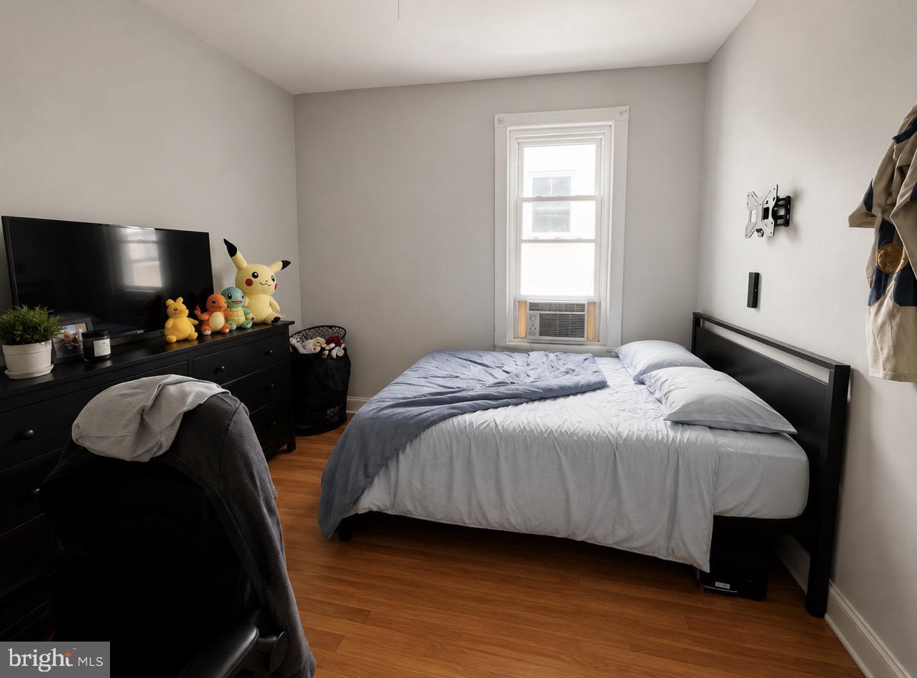 5228 Vine St Property Photo 6