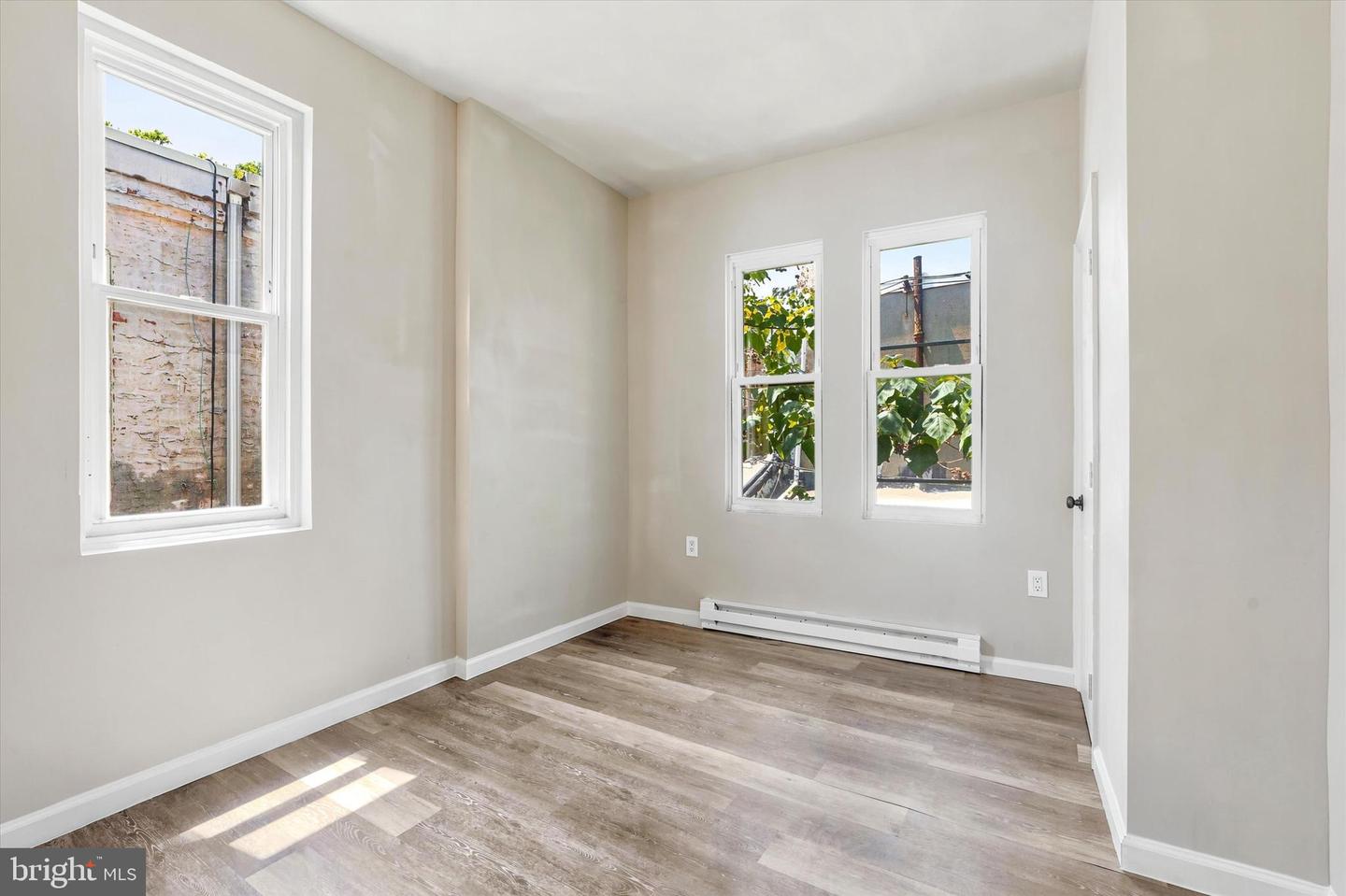 3114 Custer St Property Photo 12