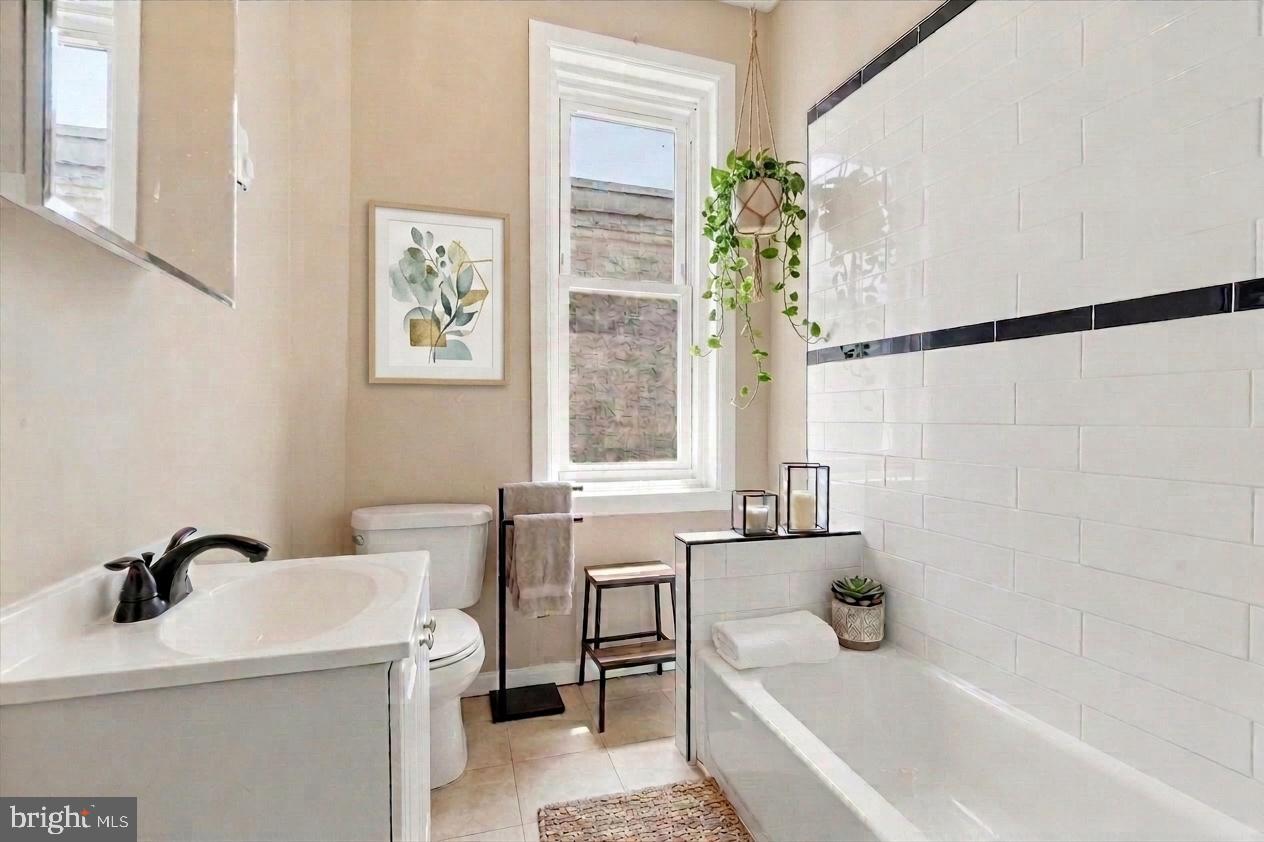 3114 Custer St Property Photo 13