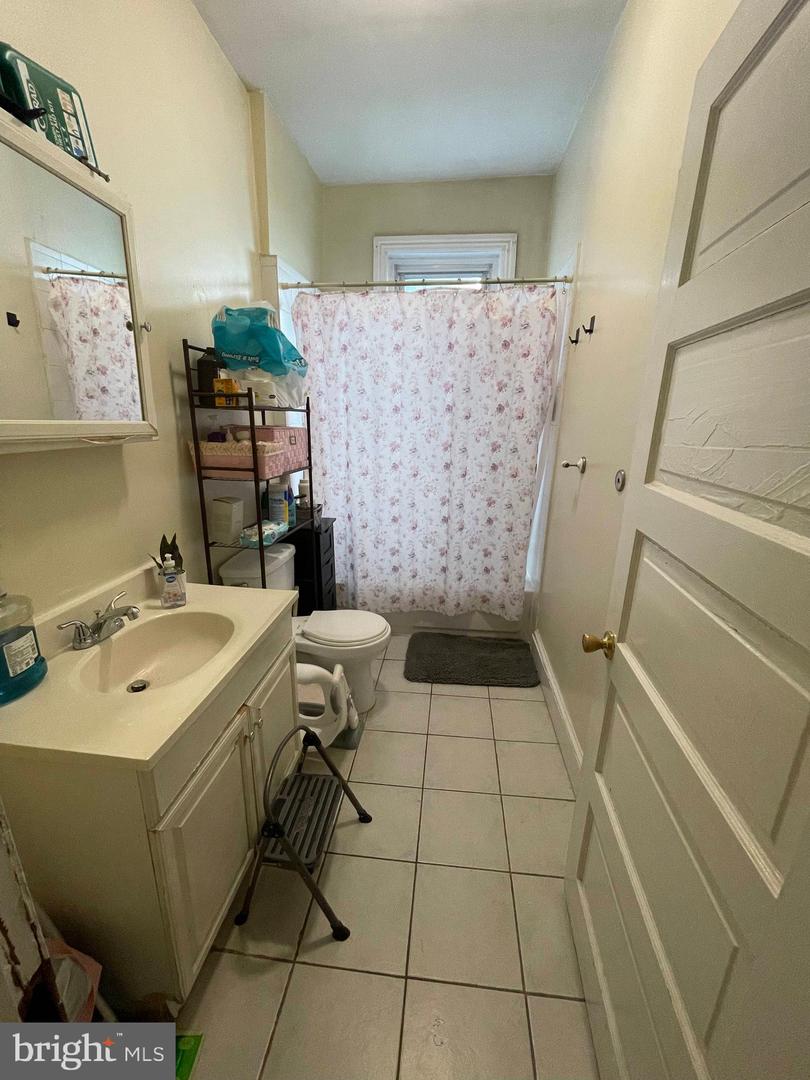 5407 Walnut St Property Photo 12