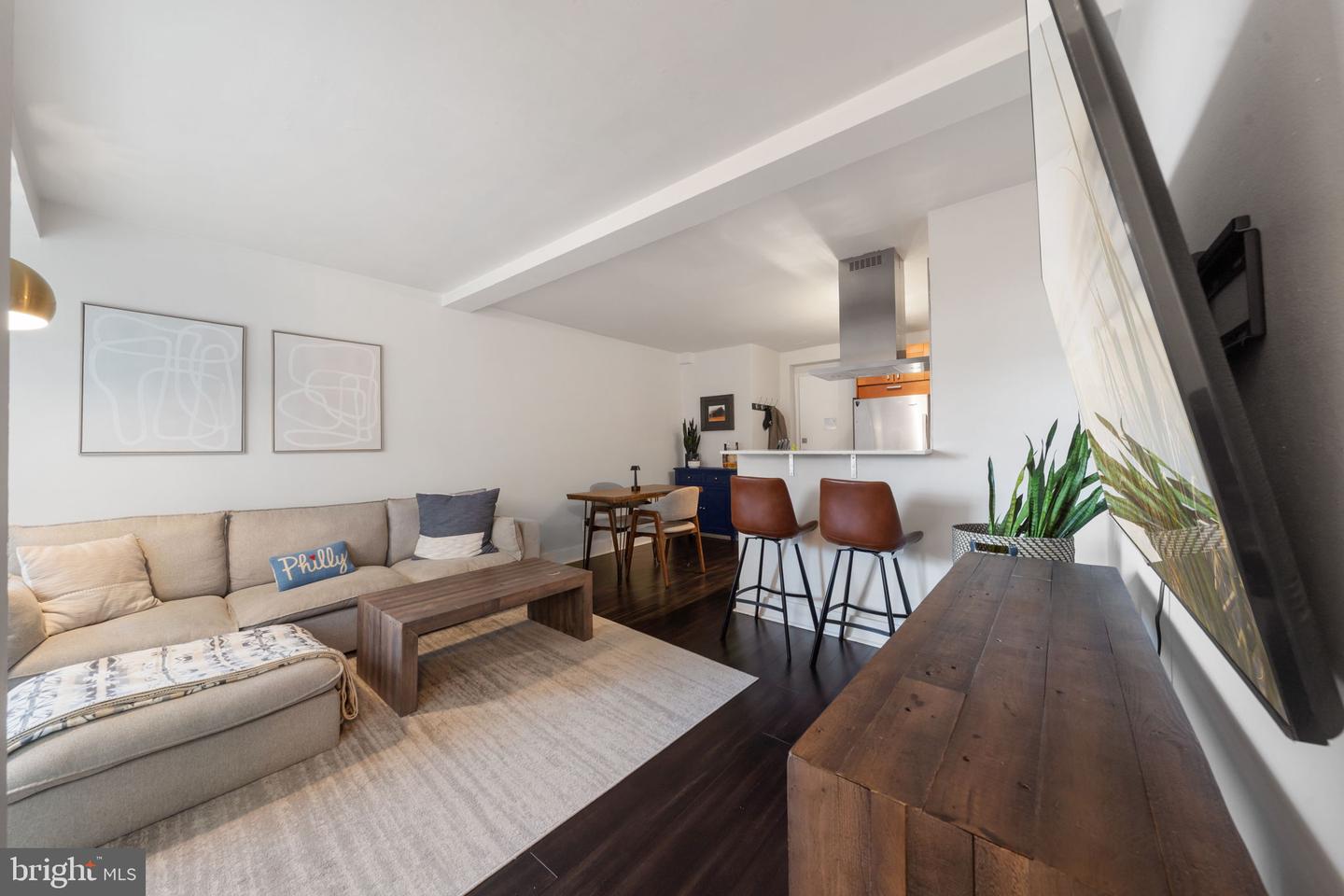 1810 Rittenhouse Sq #610 Property Photo 6