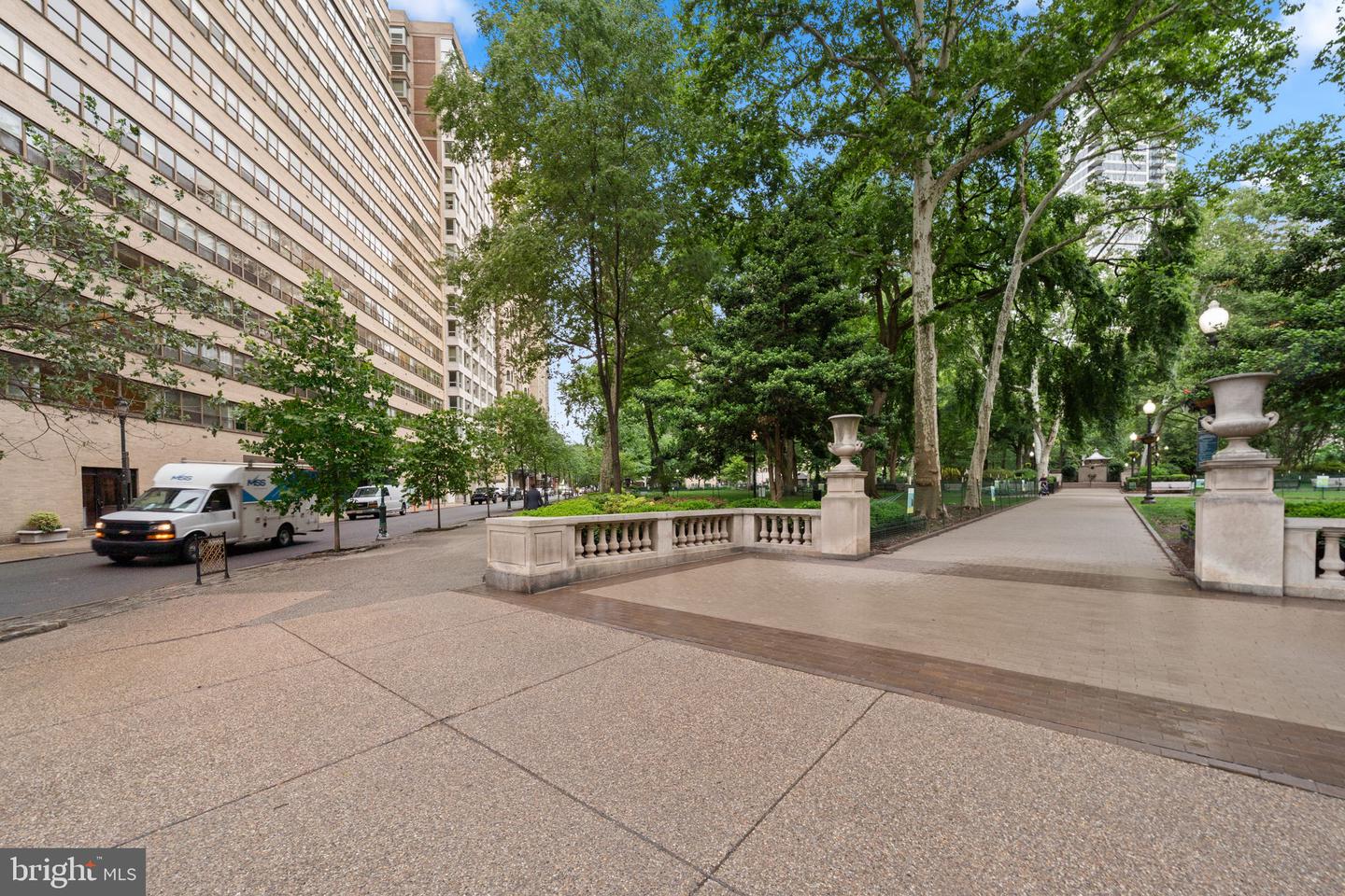 1810 Rittenhouse Sq #610 Property Photo 28
