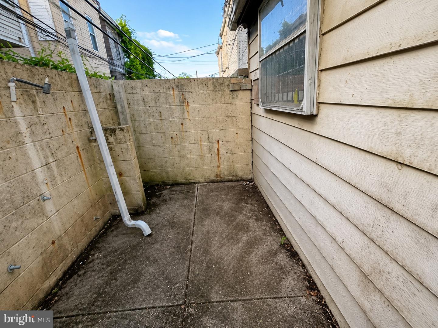 2517 N Gratz St Property Photo 11