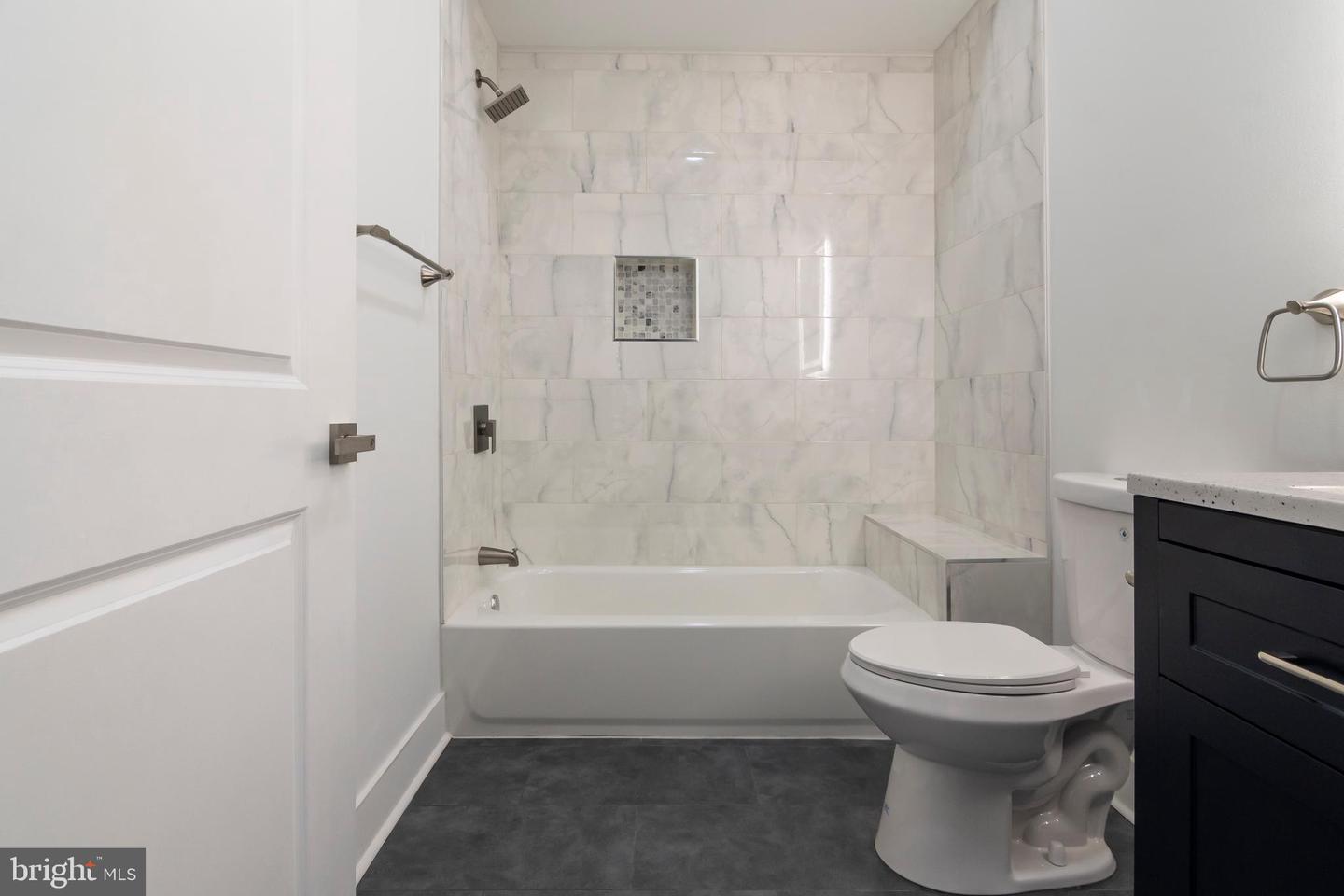 1341 N 29th St Property Photo 21