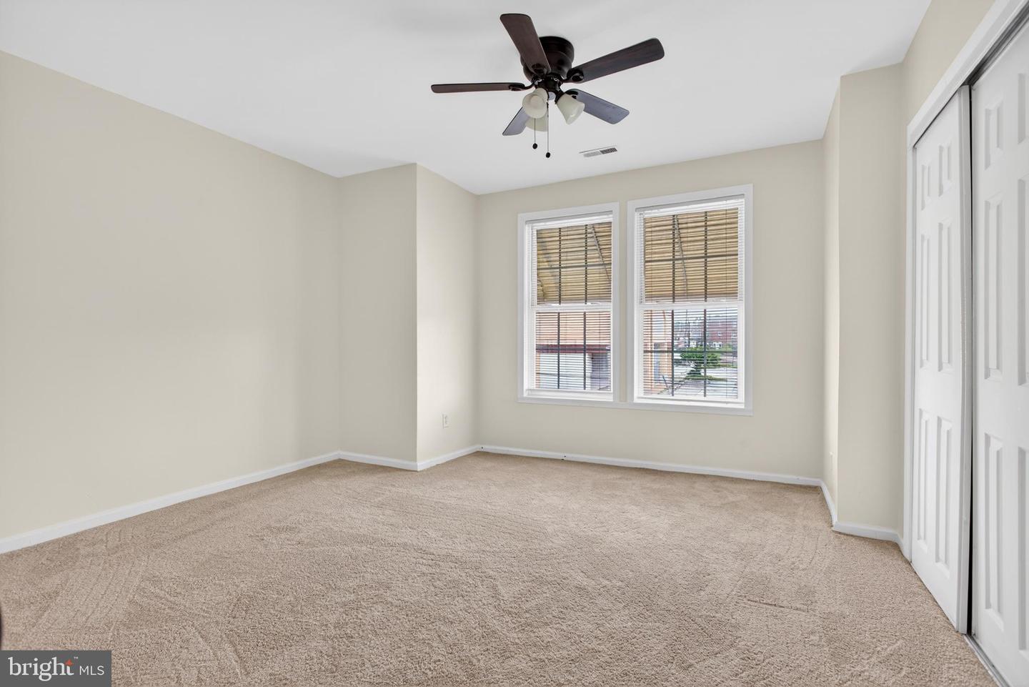 2536 S 74th St Property Photo 17