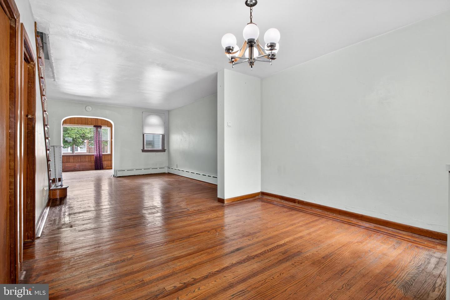 5341 Large St Property Photo 10