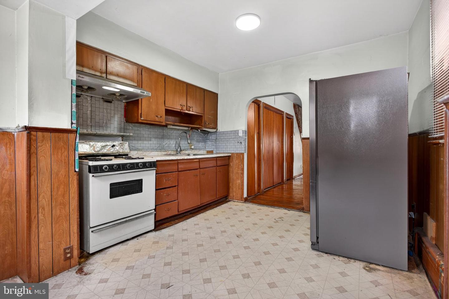 5341 Large St Property Photo 13